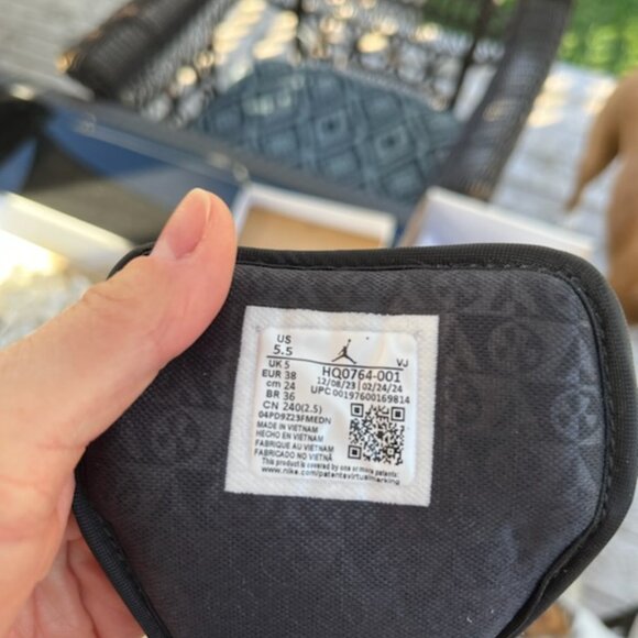 Nike Jordan One Lows - Picture 6 of 8